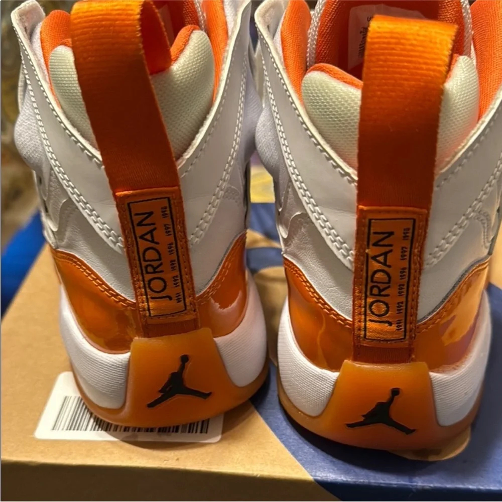 Nike Jordan Women’s Jumpman Sz 8‎